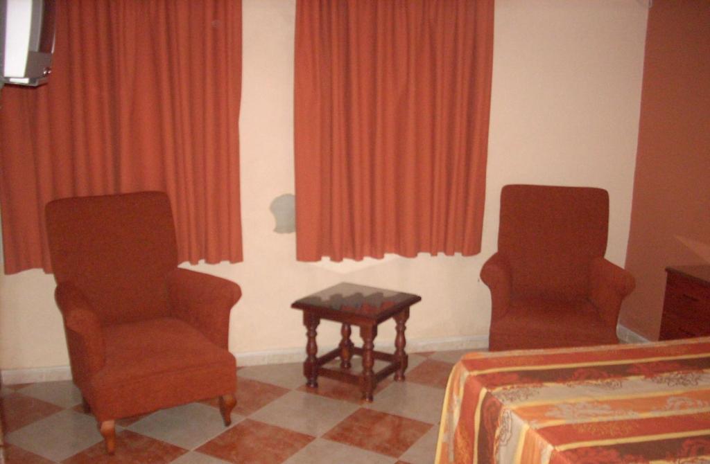 Hostal Don Diego San Juan Del Puerto Zimmer foto