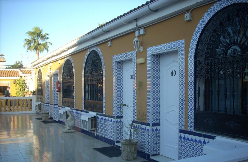 Hostal Don Diego San Juan Del Puerto Exterior foto