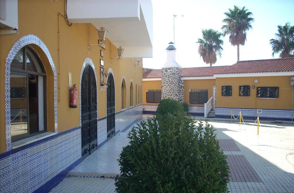 Hostal Don Diego San Juan Del Puerto Exterior foto